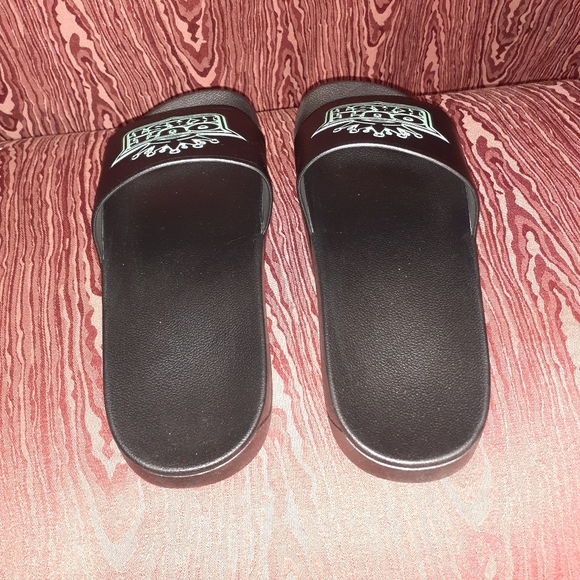OUT KAST SLIDES BLACK/TEAL UNISEX SIZE 42 NWOT - Picture 5 of 8